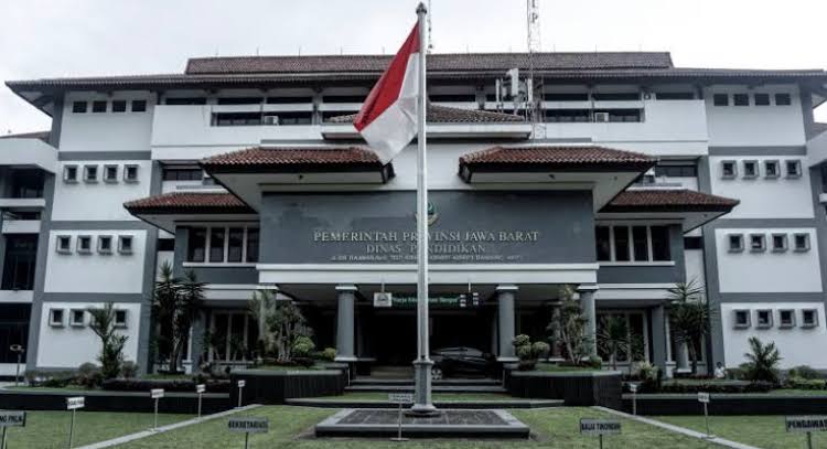 Bagi-bagi Uang ke Rekanan yang Tidak Dapat proyek?